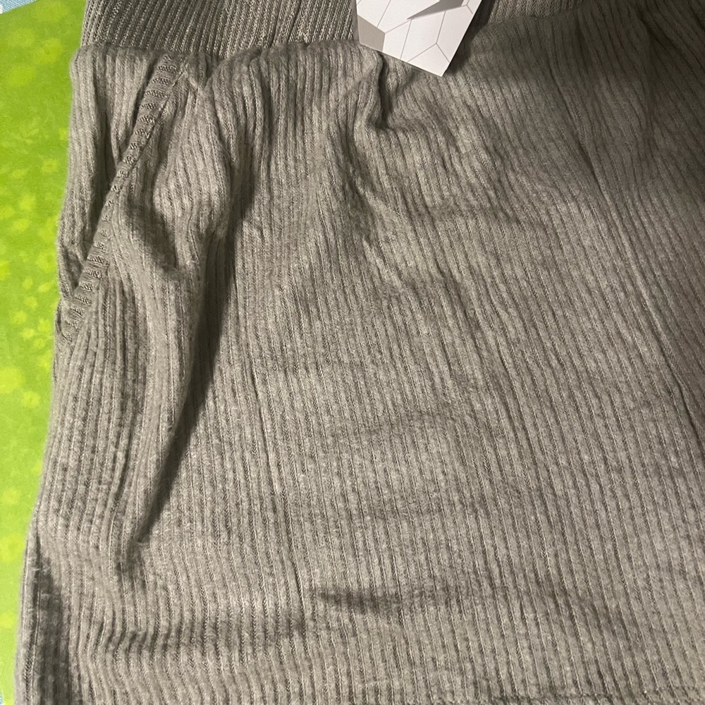 Small - Picture 4 of 5